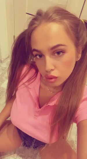 Giant Dildos Babe Booty Dildo Petite