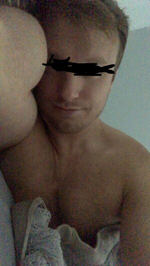 Selfies Hung Male Selfie Smile