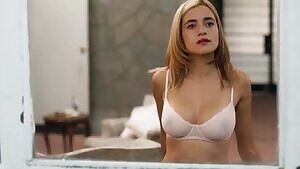 Busty - Paulina Gaitan - Diablo Guardián 1x01