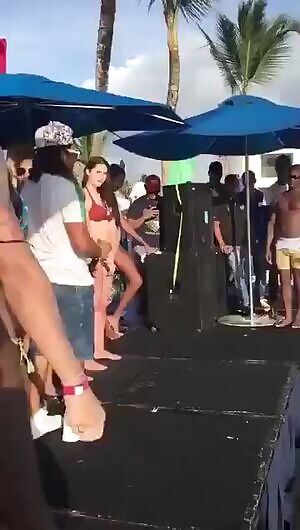 Twerks are Dangerous to Health..