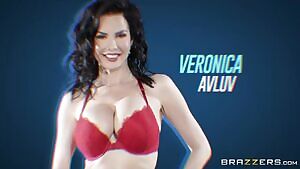Veronica Avluv - The Lusty Landlady