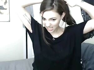 Bright bunnies can get all the carrot