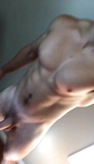 Let me entertain you!! HMU