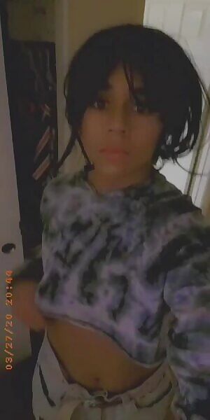 How I'd dress if I didn't have a d!ck 😢