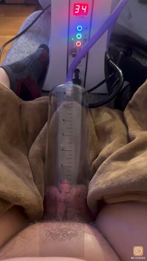 Vacuum Pumping Extreme Fetish Pussy