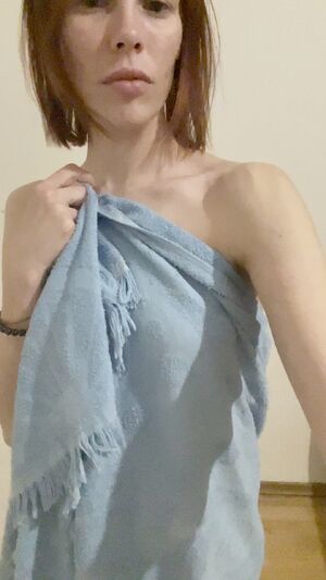 Over 40 Amateur Homemade Hotwife MILF