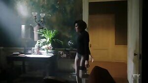 Aubrey plaza back plot. Can anyone find or create a better quality and lightened version?