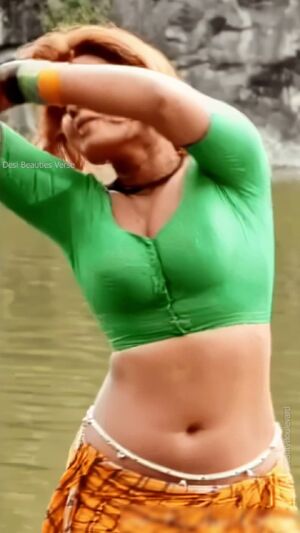 Indian Hotwife Actress Desi Saree Silk