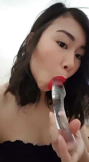19 yo asian gf