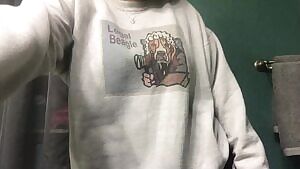 quick drop before i get in the shower 💦