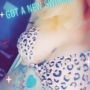 Who wants to cum on me and pamper me