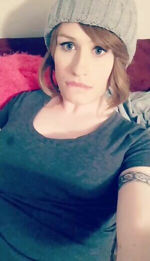 Anna has a banana, do you want to see it?