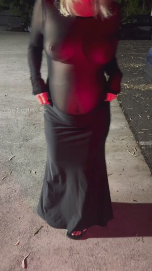 Being pregnant but still flashing! [GIF]