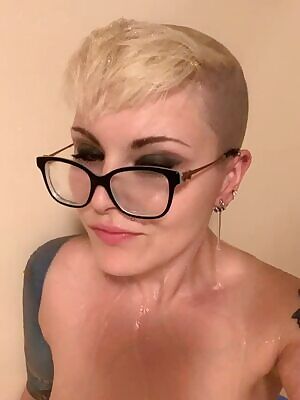 Good Morning GIF 🚿