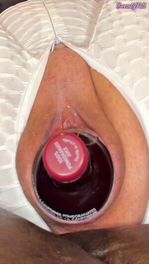 Stuffed Pussy Extreme Huge Dildo Kinky