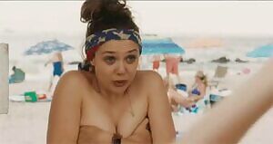 Elizabeth Olsen's cute little face makes me nut like a champagne bottle