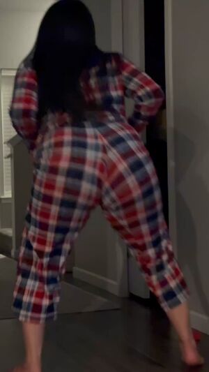 Twerk Amateur Ass Booty Doggystyle