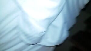 Love the way her titties jump.