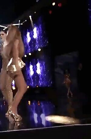 Once all this shit is over I need to attend an Ari concert ASAP