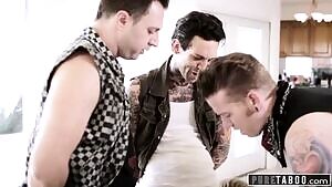 Nerdy girl Piper Perri Sucking - Gangbang