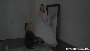 Jillian Janson, Nina Hartley - Nina's Chapel of Lust Part 2