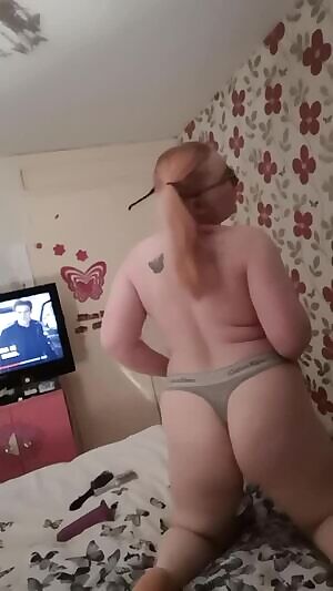 Curvy girls don't get much love here, boo😑