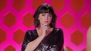 Rachel Bloom on the Drag Race Finale.