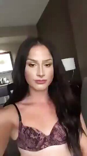 Just so beautiful and SEXY. ♥️♥️💋💥💥💦💦💦