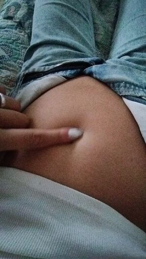 Belly Obsession Goddess ManyVids OnlyFans Tease