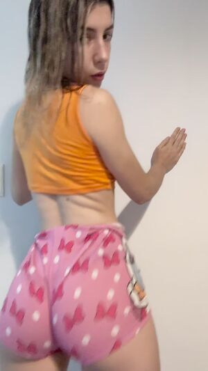 Booty in Jeans Amateur Ass OnlyFans