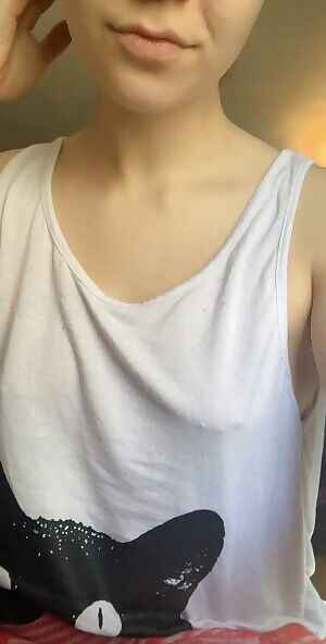 less than a month beore i have my favorite piercings in the world again 😍