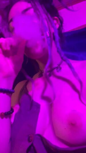 Hippie Chicks 19 Years Old Amateur
