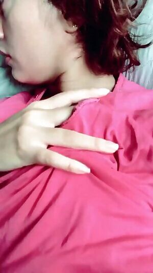 When someone’s talking through your door but you’ve got a vid to make 👀✨ also thank you all so much or 2k❤️💦