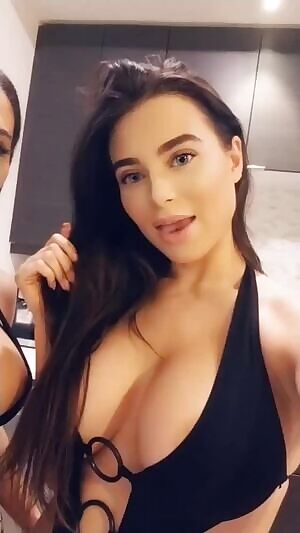 Lela Star or Lana Rhoades