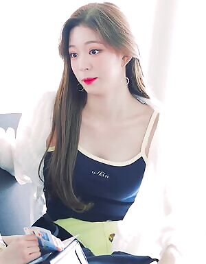 Fromis_9 - Chaeyoung