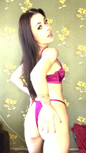 Petite Asians Amateur Panties Pawg Strip