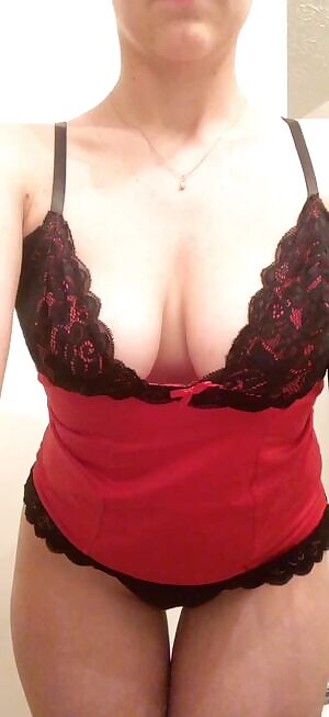 Hopefully you still ind me sexy with my quarantine weight gain! 🙈 GIF