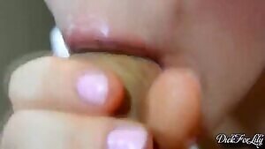 amateur cumslut getting a mouthful