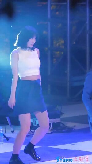 Momo - Seollenda Me likey