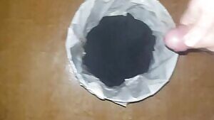 Shooting 8 ropes of cum