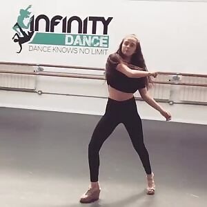 damn sexy routine! wow.