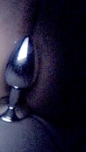 I get slightly grooly before playing with my butt plug 🤤