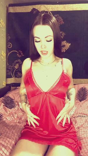Upskirt Tease 18 Years Old Small Tits