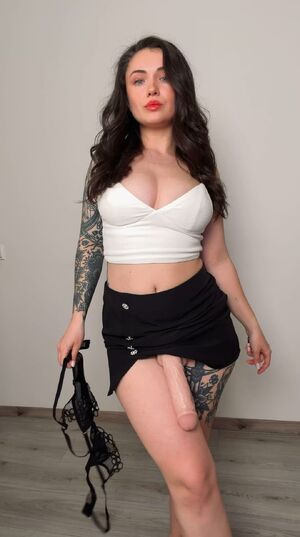 Hidden Strapon Amateur Femdom Mistress Sissy