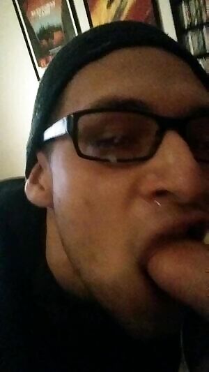 Real highschool teen gives bj after party to older guy