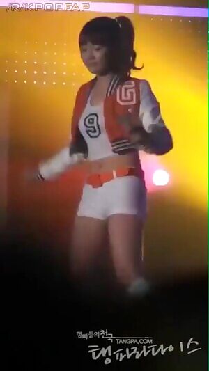 Taeyeon - Tummy Power .. Smol, Sexy & Deadly body