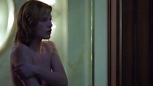 Milla Jovovich topless in Resident Evil