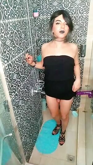 2 secs before taking that dildo up my ass on cam