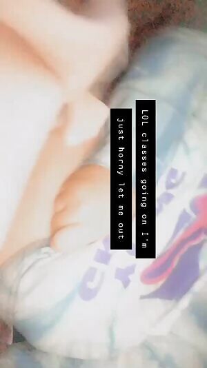 Zoom Classes have me like 🥵🥵