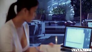 Jade Kush - I Need This